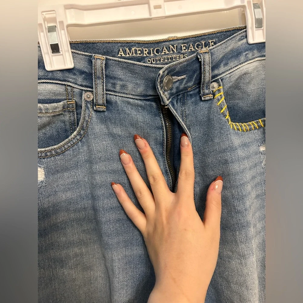 American Eagle University of Iowa Embroidered High-Waisted Jeans - Picture 7 of 14